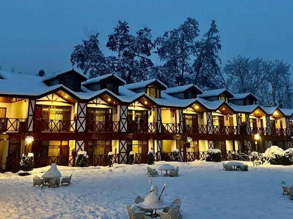 Fortune Resort Heevan - Kashmir hotel accommodation by TDI Holiday Ventures